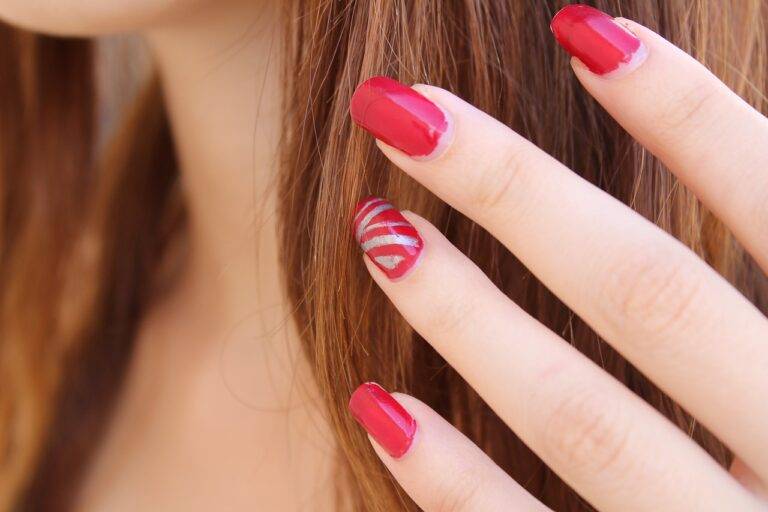 Guide to Achieving Healthy Beautiful Nails